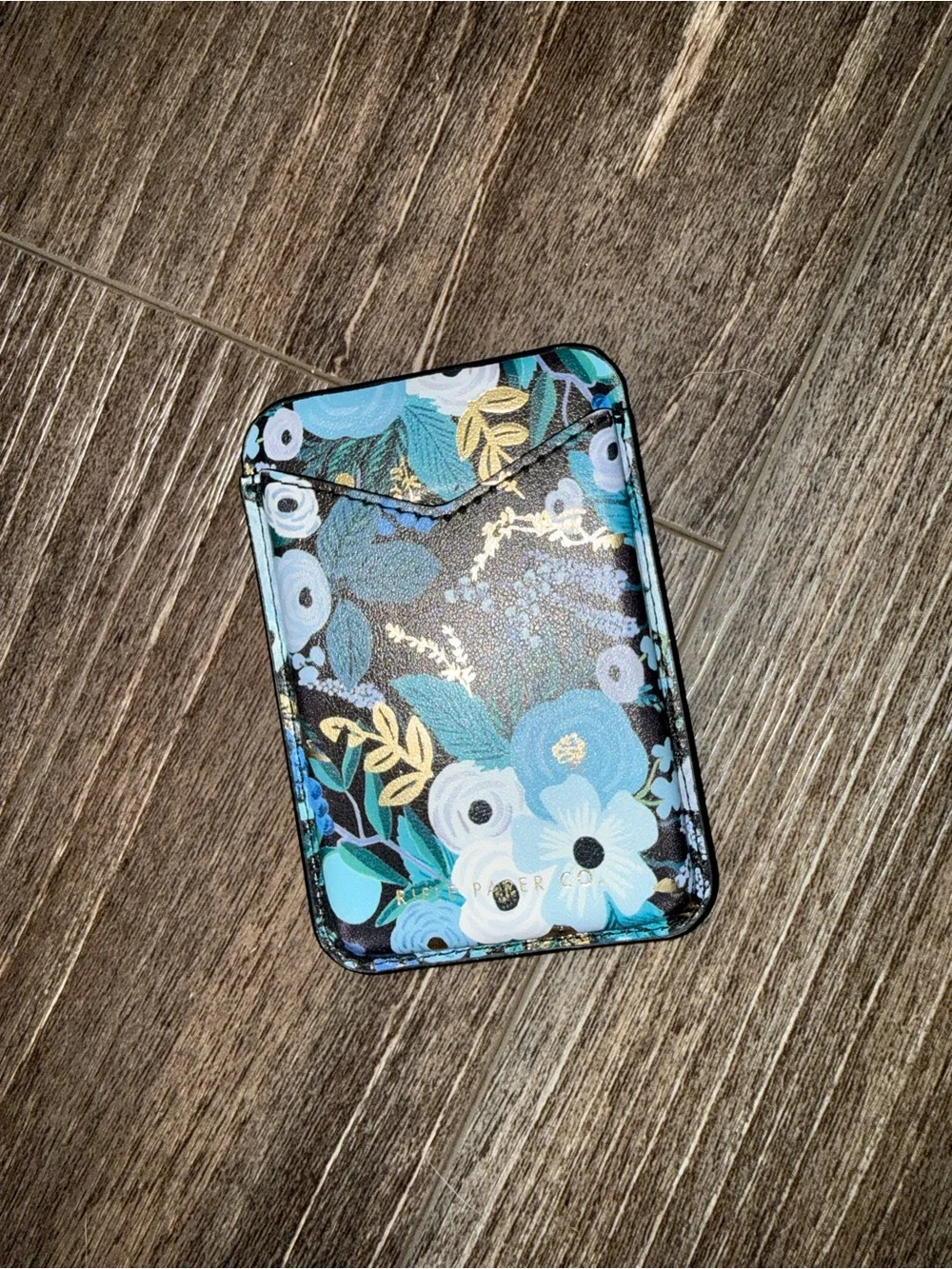Floral Blue Card MagSafe